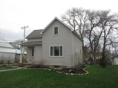 108 Spring St, Bombay, MN 55946-1153