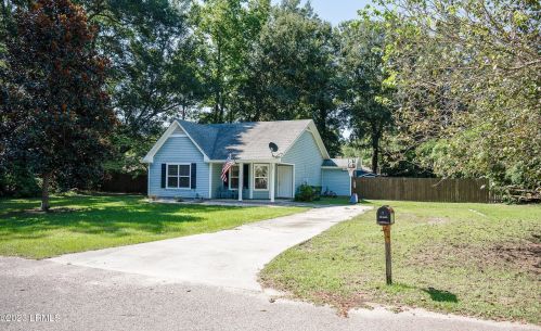 5 Lisbon Way, Beaufort, SC 29907-1944