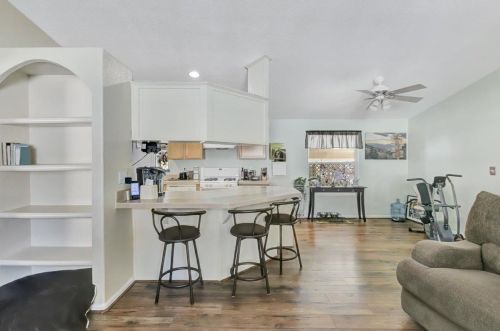 10 Wendy Cir, Grass Valley CA  95945-7037 exterior