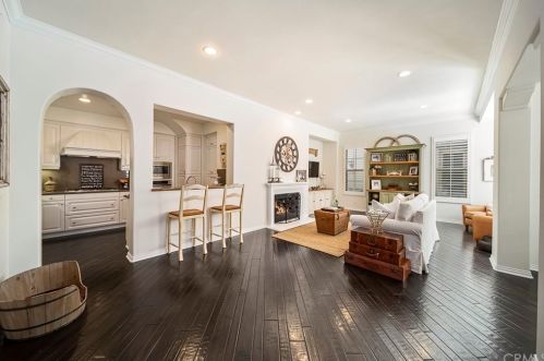 12 Altino, Newport Beach, CA 92657-1304