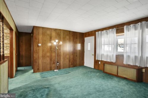 45 Kissinger Ave, Dauberville, PA 19533-8927