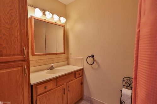 5743 Whitemarsh Dr, Macungie PA  18062-8955 exterior