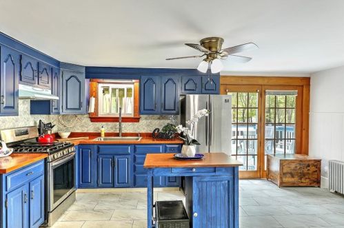 1990 New London Tpke, Coventry RI  02816-4404 exterior