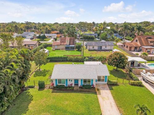 5324 Greenwood Dr, Delray Beach FL  33484-1133 exterior