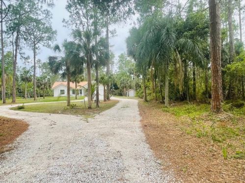 4580 1st Ave, Naples FL  34119-2651 exterior