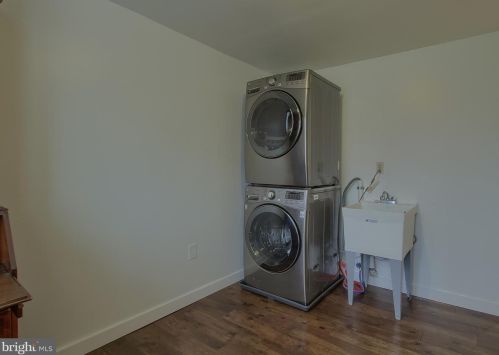 409 Boas St, Harrisburg PA 17103-1716 exterior