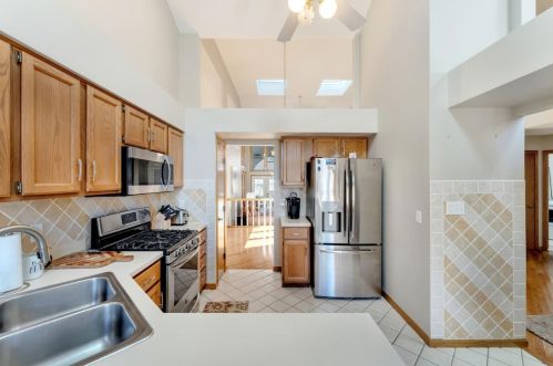647 Brookside Dr, Crown Point IN  46307-4369 exterior