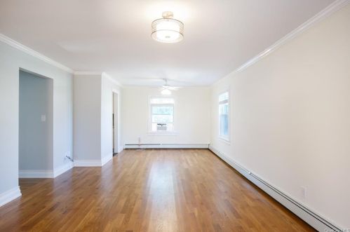 142 Fourth Ave, New Rochelle NY  10803-1410 exterior