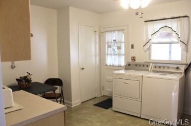 9 Maple Ave, Garnerville, NY 10923-1813