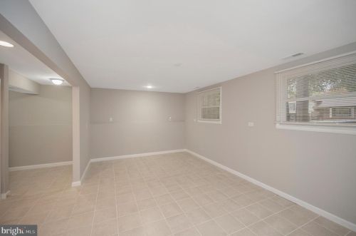 5512 Carousel St, Fredericksburg VA  22407-1205 exterior