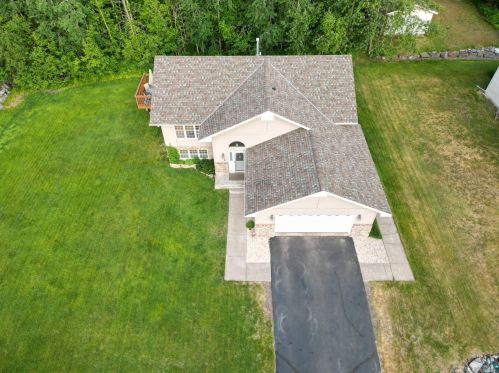 201 Chambersburg Dr, Duluth MN 55811-3201 exterior