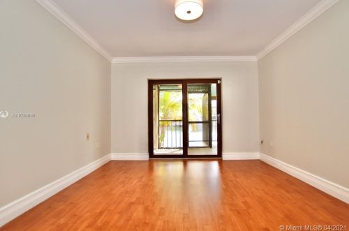 8424 Dundee Ter, Hialeah FL  33016-6428 exterior