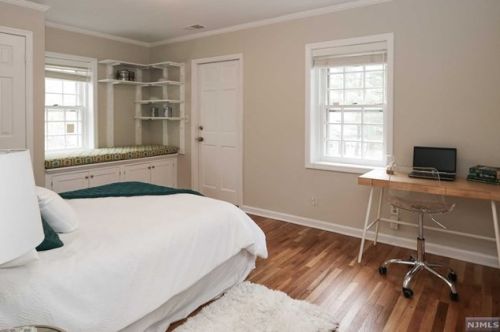 344 Ridgewood Rd, South Orange NJ  07079-1622 exterior