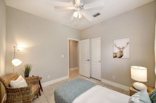 392 Illsley Way, Folsom CA  95630-8427 exterior