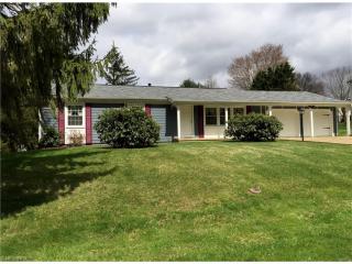2535 Douglas Dr, Zanesville, OH 43701-7800