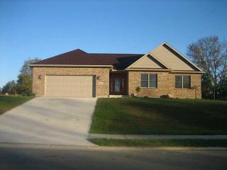 1030 Winter Ridge Dr, Sidney, OH 45365-7645