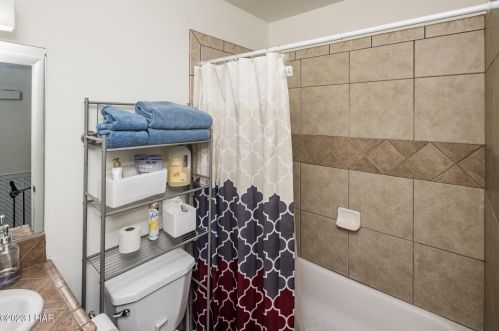2400 Tigertail Dr, Lake Havasu City AZ  86403-4975 exterior