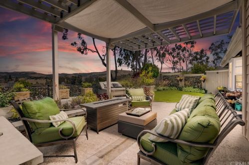 8 Southern Wood, Irvine, CA 92603-3708