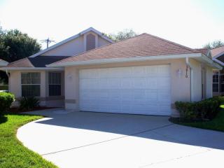 3910 Saint Armens Cir, Melbourne, FL 32934-8354
