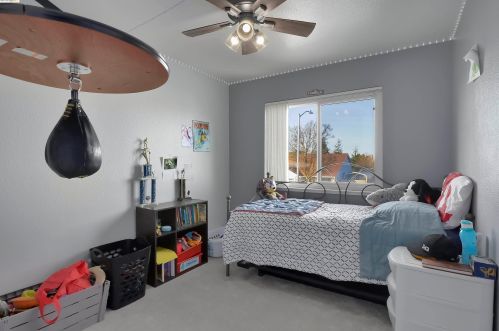 1743 Fairhaven Ct, Oakley CA  94561-3069 exterior