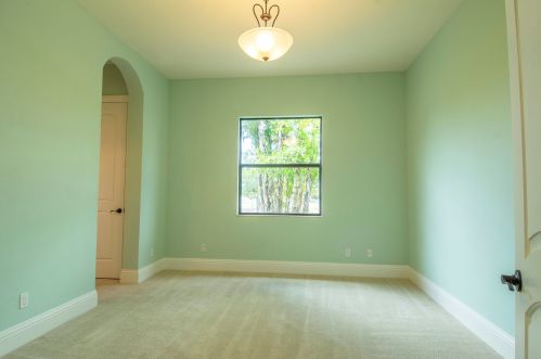 109 Calmo Cir, Port Saint Lucie FL  34984-6610 exterior