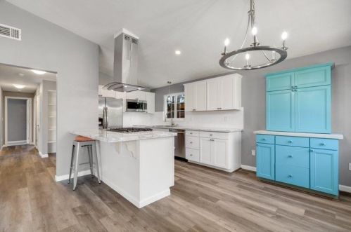 6577 Melrose Dr, North Highlands CA  95660-4378 exterior