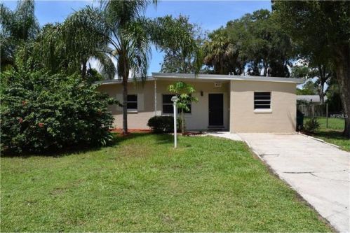 433 Winogene Ave, Umatilla, FL 32784-8113