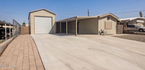 3042 Mescalero Dr, Lake Havasu City, AZ 86404-9603