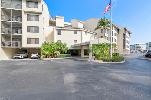 7327 Estero Blvd, Fort Myers Beach, FL 33931-4709