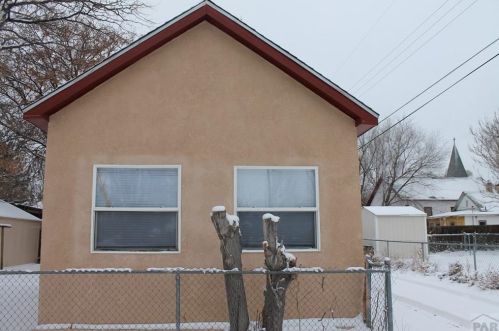 827 1 St, Pueblo CO 81001-4012 exterior