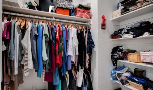 2133 Vintage Cir, Santa Rosa CA  95404-1350 exterior