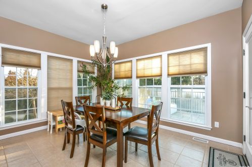 19 Pinehurst Dr, Mount Sinai NY  11766-3421 exterior