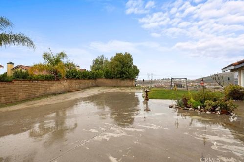 20439 Kesley St, Santa Clarita, CA 91351-1074