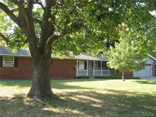 1517 Harris Dr, Bartlesville, OK 74006-5706