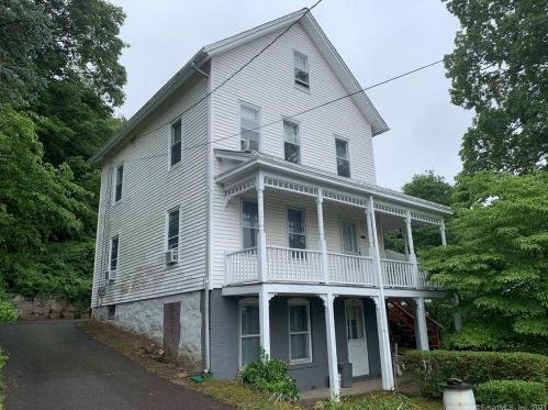107 Jewett St, Ansonia, CT 06401-2459