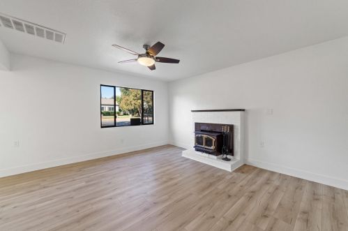 740 K St, Rio Linda CA  95673-3446 exterior