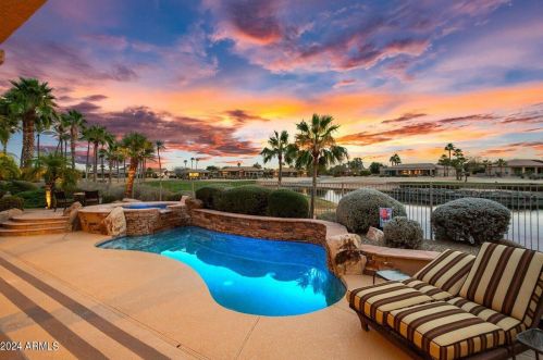 17343 Monarch Way, Sun City, AZ 85387-7545