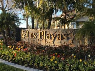 6953 Batiquitos Dr, Carlsbad CA  92011-3919 exterior