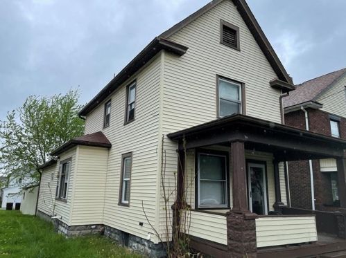 288 Cedar Ave, Hermitage PA  16146-2610 exterior