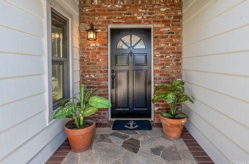 6202 Trinette Ave, Garden Grove, CA 92845-2746