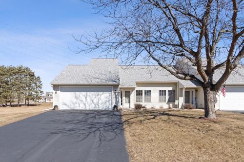 525 Slifer St, Portage, WI 53901-1256
