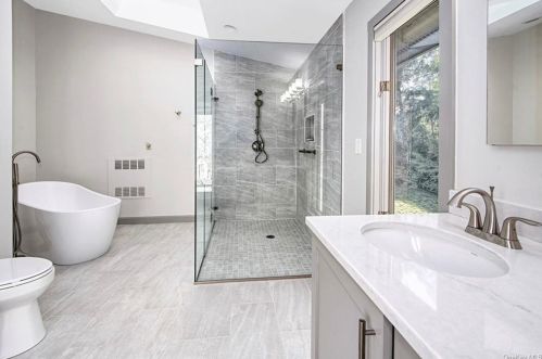 3 Banks Hill Rd, Pleasantville NY  10570-2453 exterior