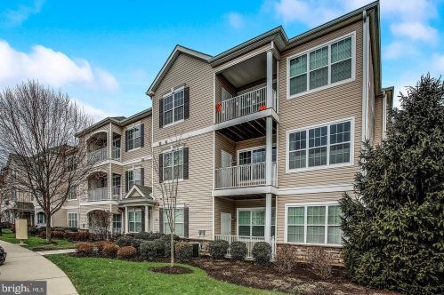 234 Timberlake Dr, Trenton, NJ 08618-1457