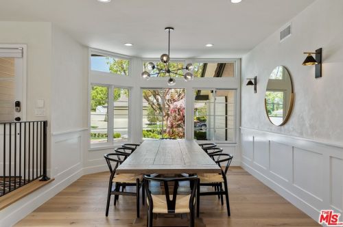 445 Sinaloa Rd, Simi Valley CA  93065-5430 exterior