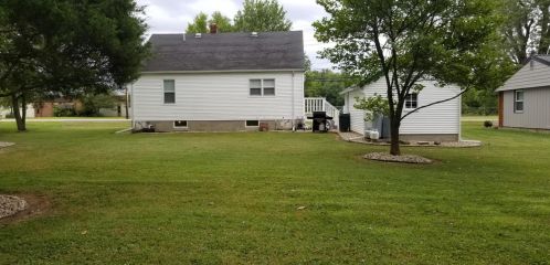 825 Cherry St, Blanchester OH  45107-1315 exterior