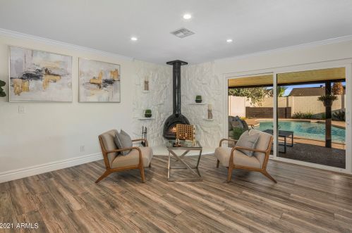 8649 Plz Ave, Scottsdale AZ 85250-6706 exterior