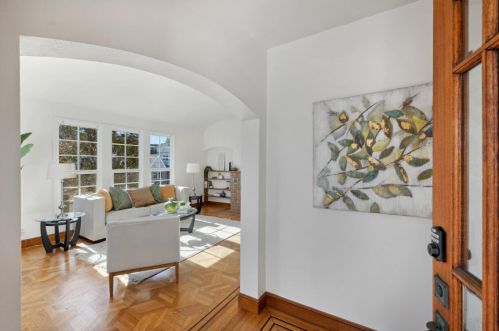 240 Poplar Ave, Millbrae, CA 94030-2449