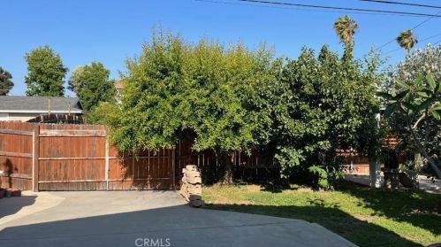 1356 Winston Ct, Upland CA 91786-3215 exterior