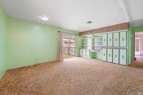 14 Bel Air Cir, Fairfield CA  94533-2811 exterior