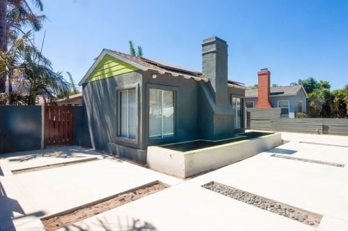 2405 Earl Ave, Long Beach, CA 90806-3017